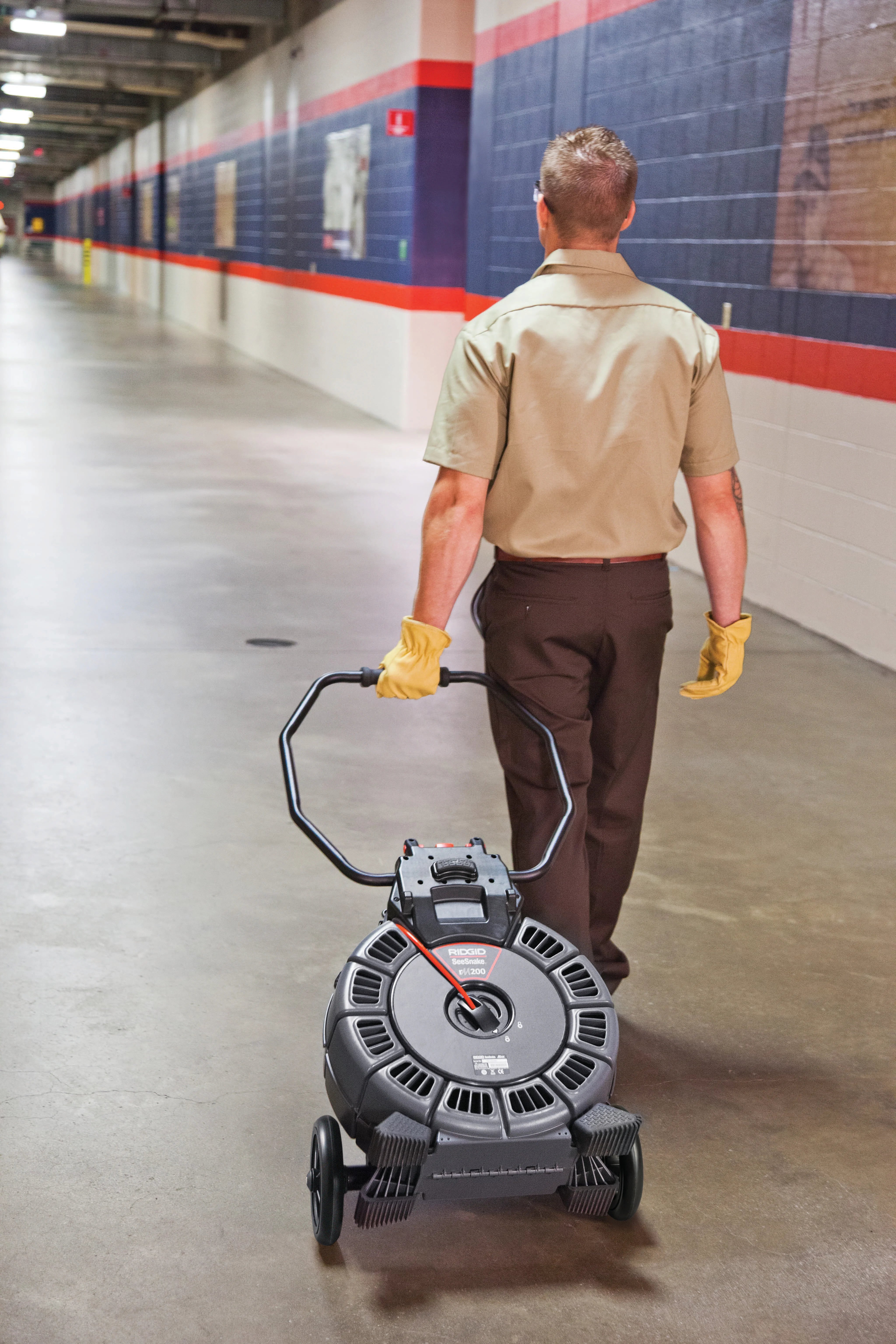 RIDGID 63658 - Carrete SeeSnake® RM200A (200') Con Cámara Autonivelante TruSense®